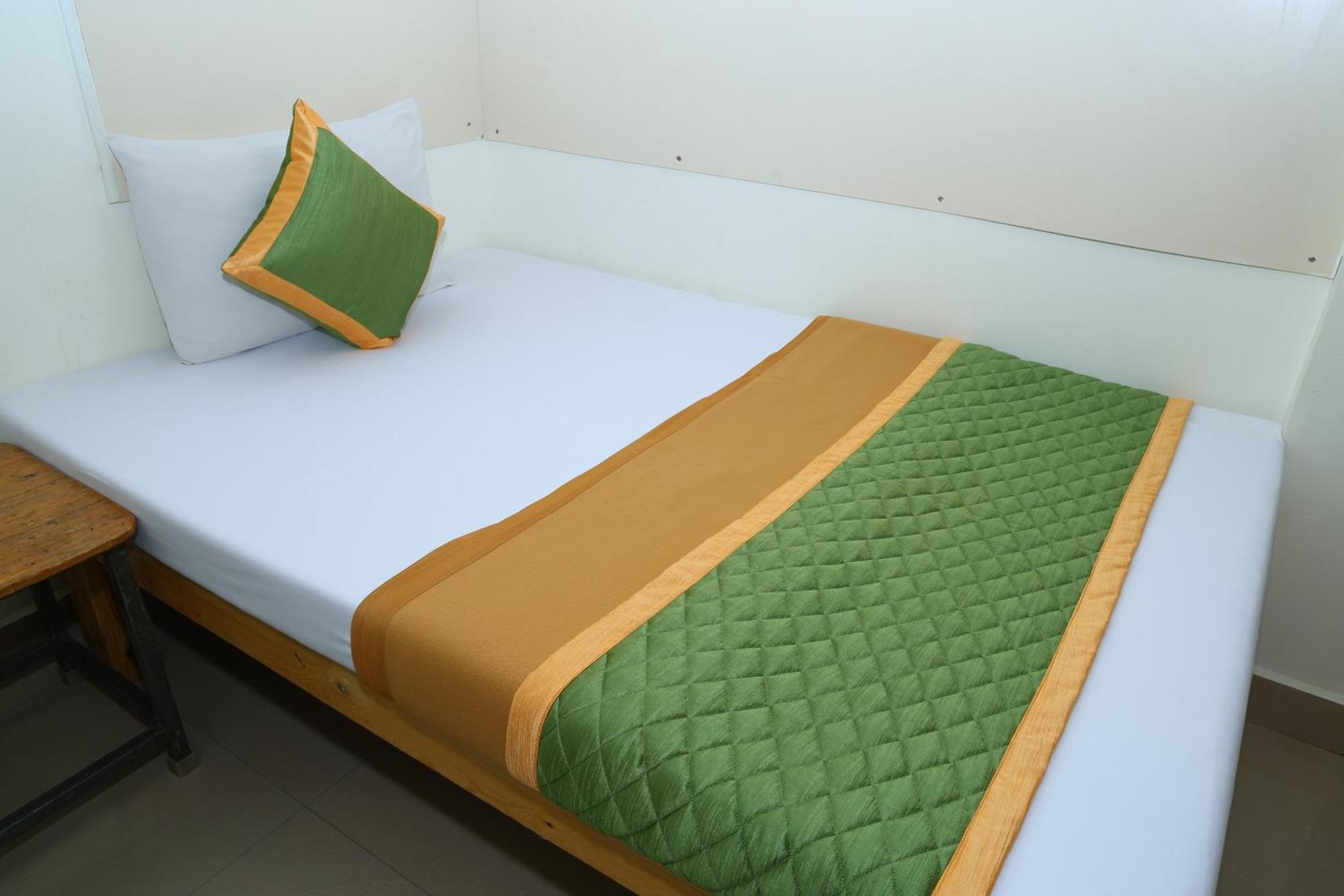 Royal Green Airport Transit Accommodation Chennai Eksteriør billede