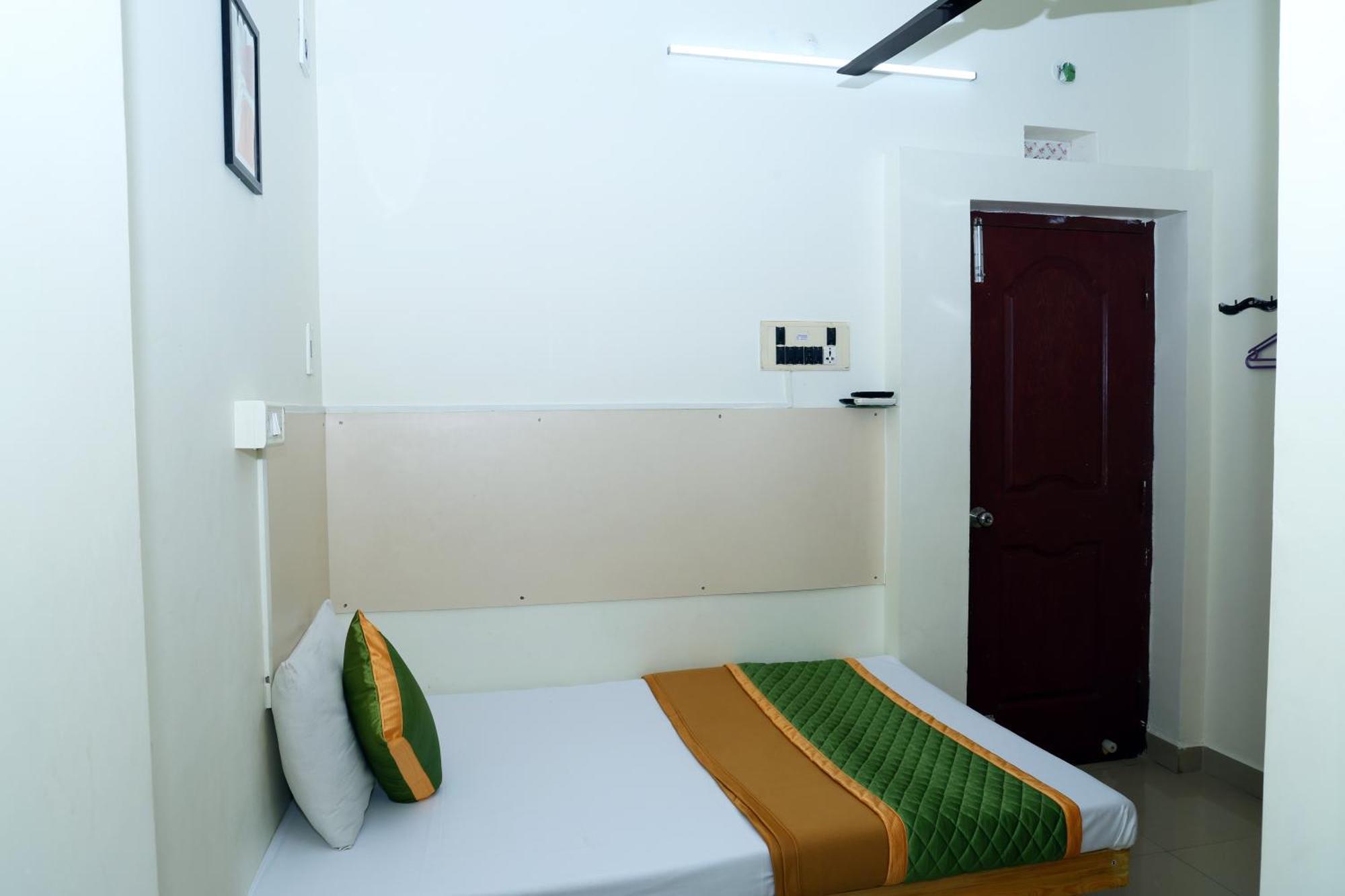 Royal Green Airport Transit Accommodation Chennai Eksteriør billede