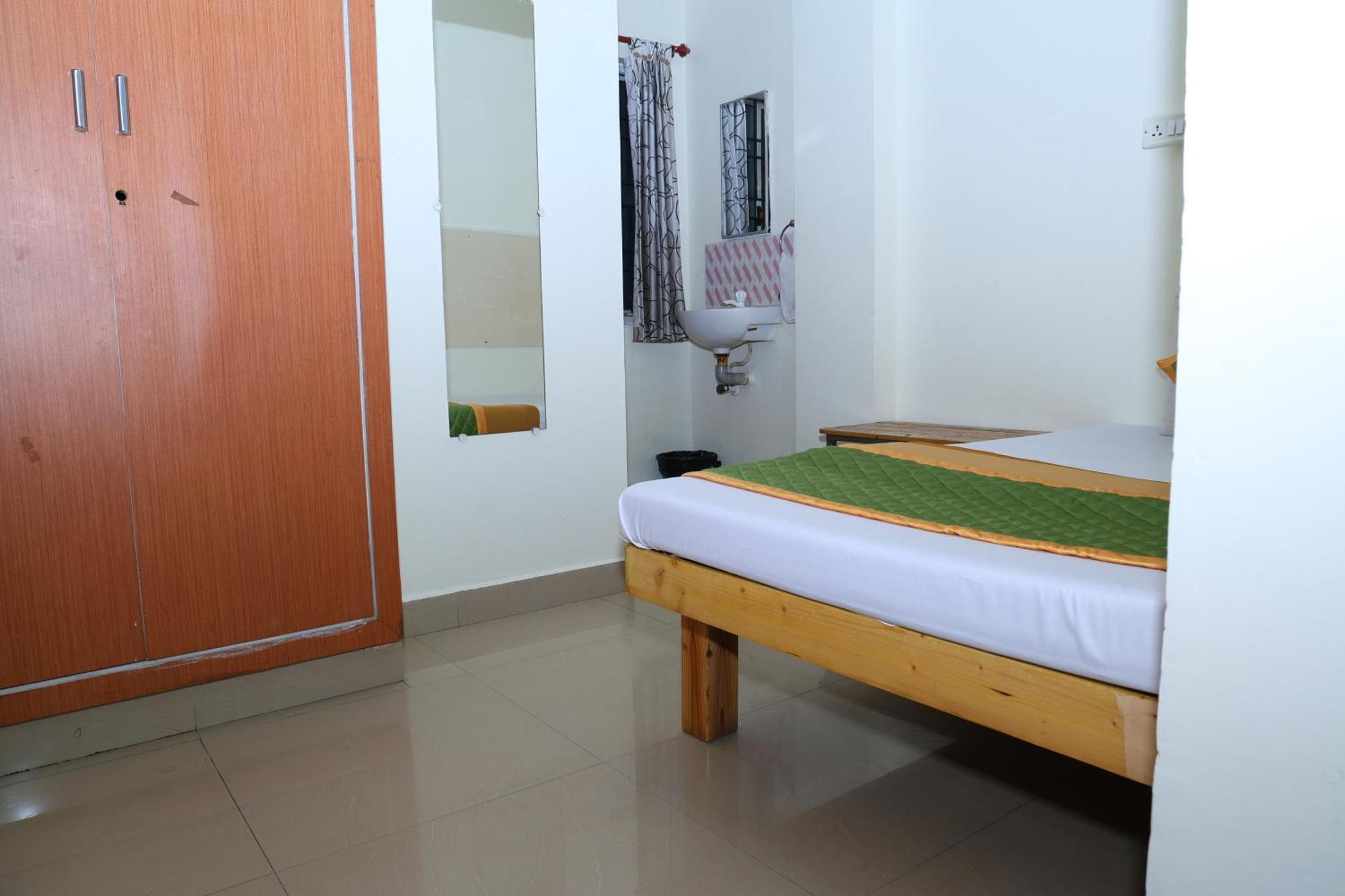 Royal Green Airport Transit Accommodation Chennai Eksteriør billede