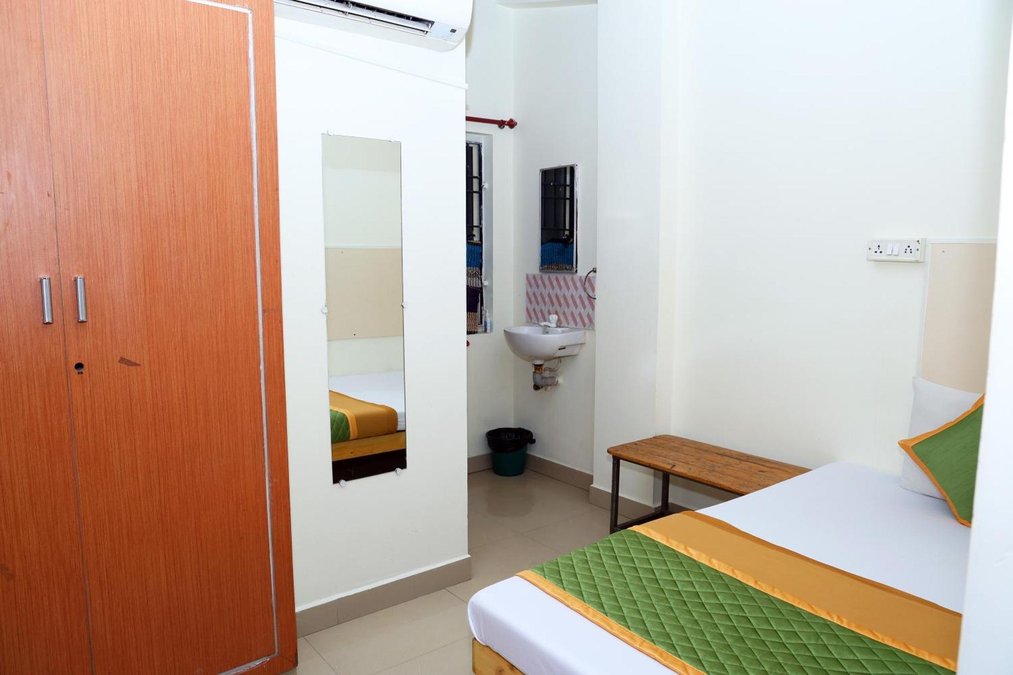 Royal Green Airport Transit Accommodation Chennai Eksteriør billede